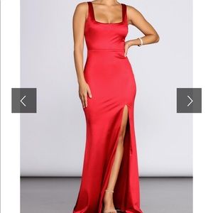WINDSOR RED FLOOR LENGTH FORMAL DRESS
